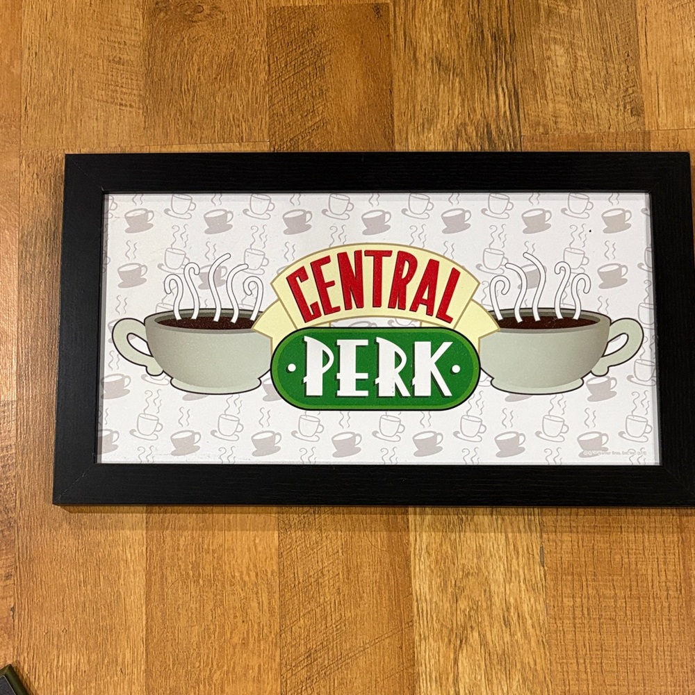 Friends Decor - Picture 3 of 5